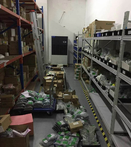 工業(yè)除濕機2電子元件倉庫